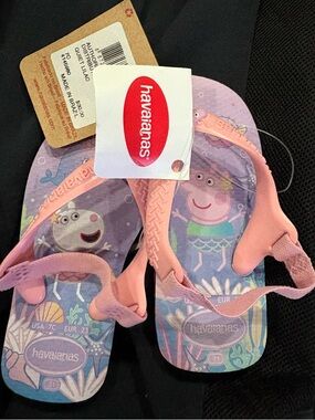 NWT little girl Havaianas